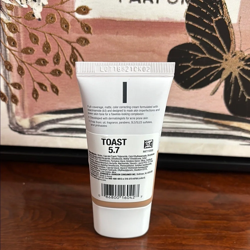 Mary Kay perfecting concealer,Neutrogena matte cc cream, eyeshadow & lipstick